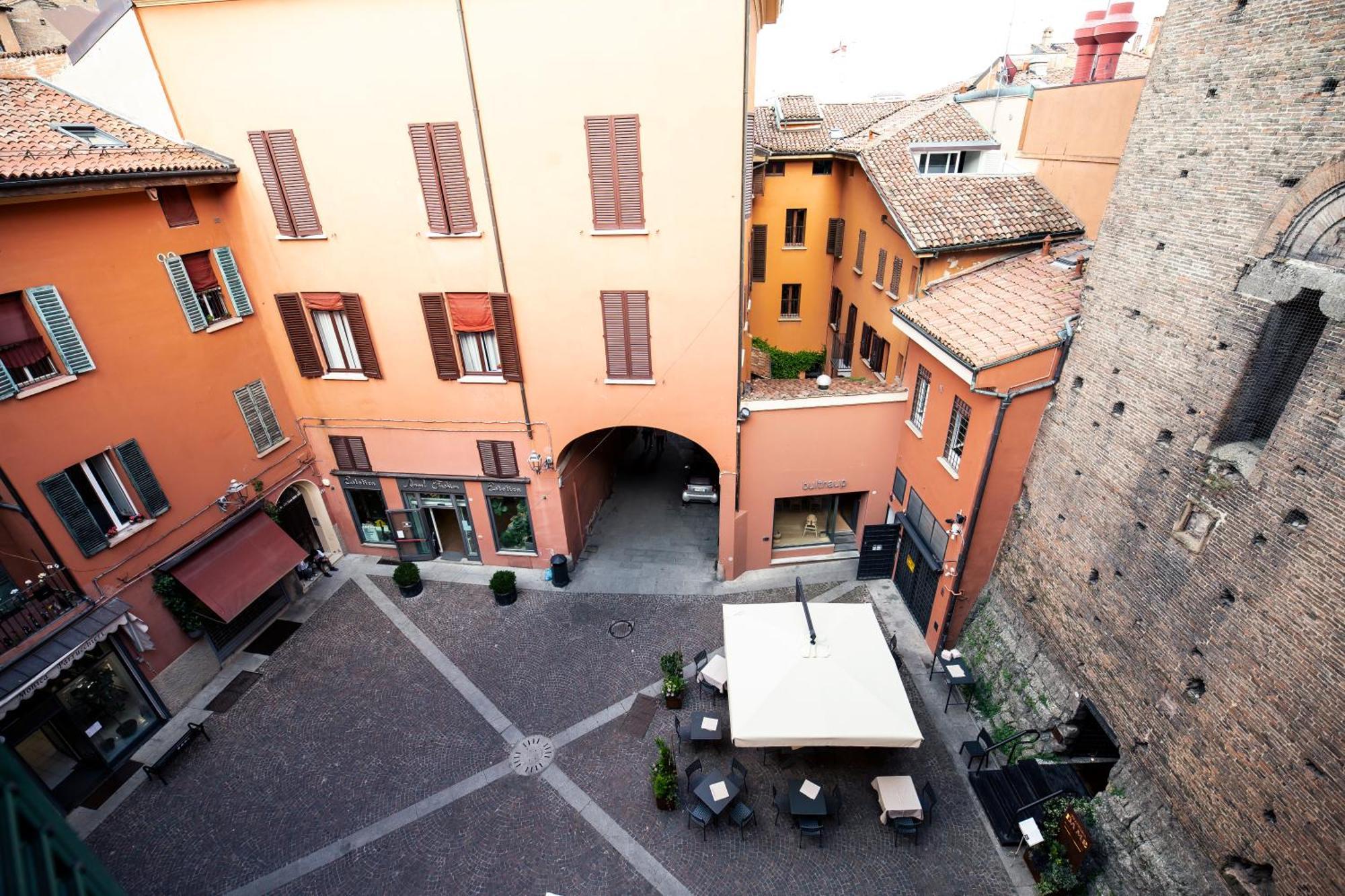 Tesoro De Galluzzi Bologna Exteriör bild