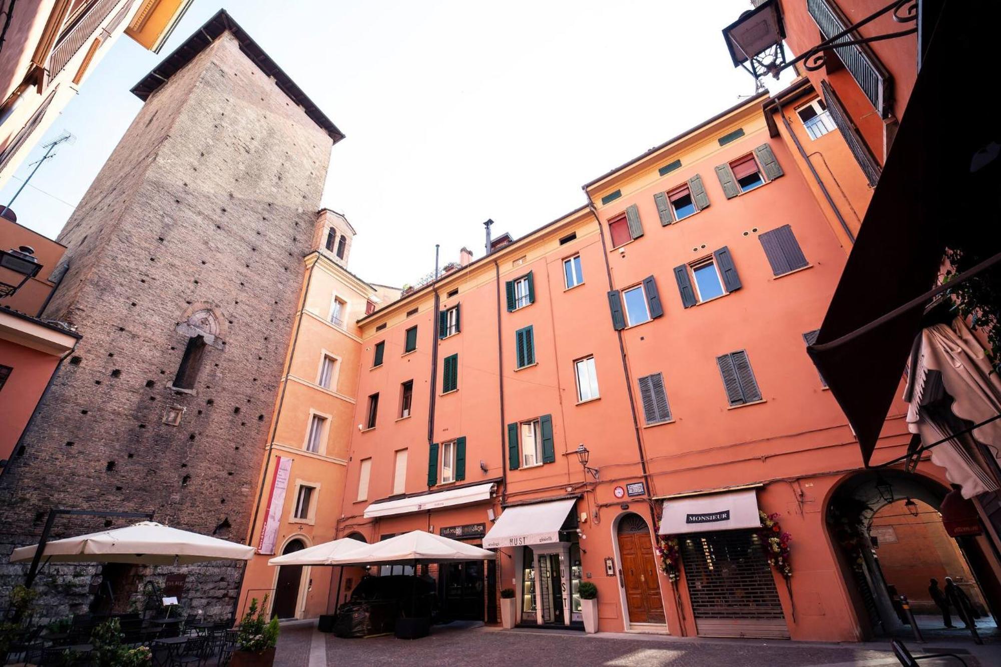 Tesoro De Galluzzi Bologna Exteriör bild