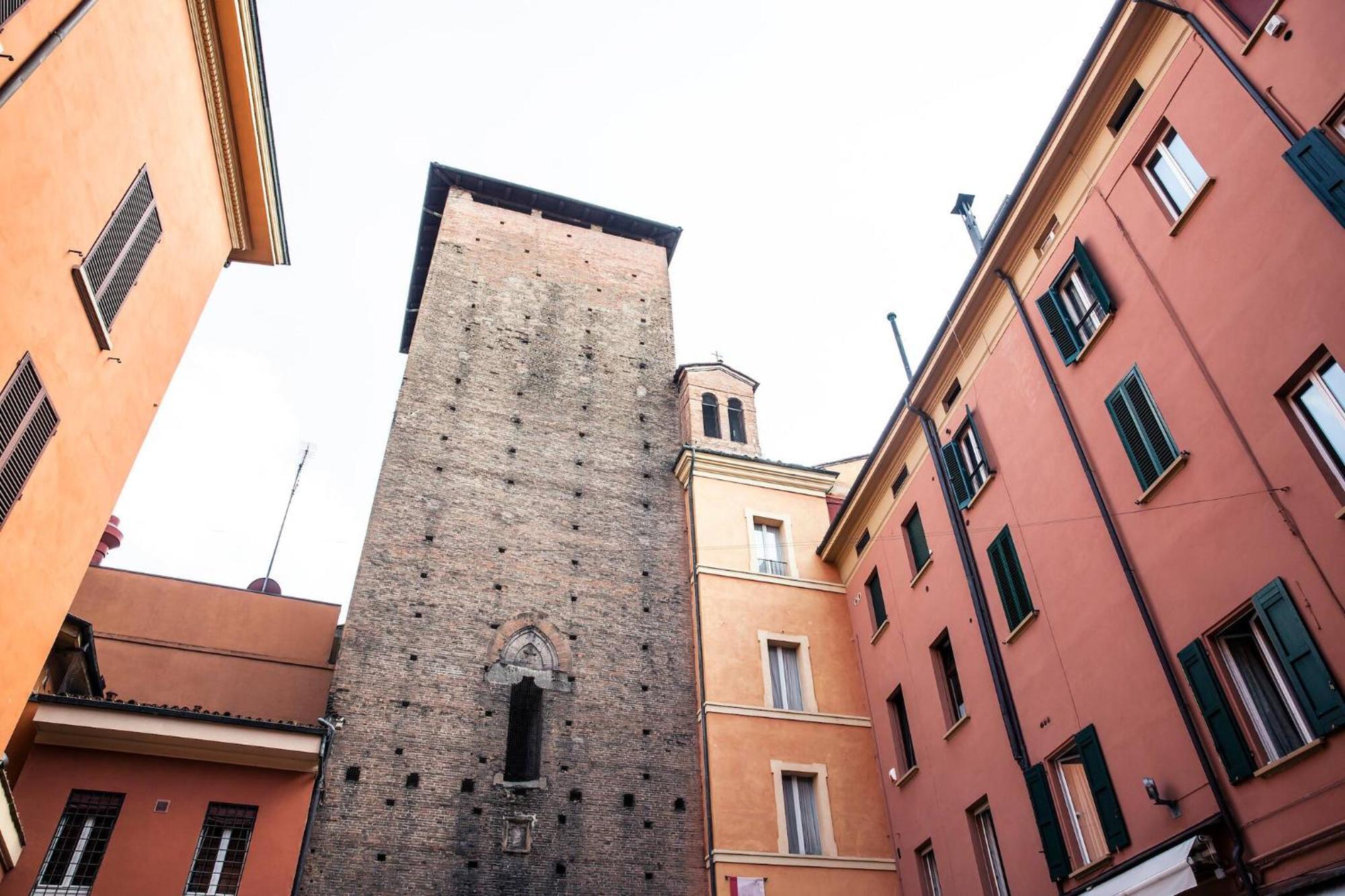 Tesoro De Galluzzi Bologna Exteriör bild